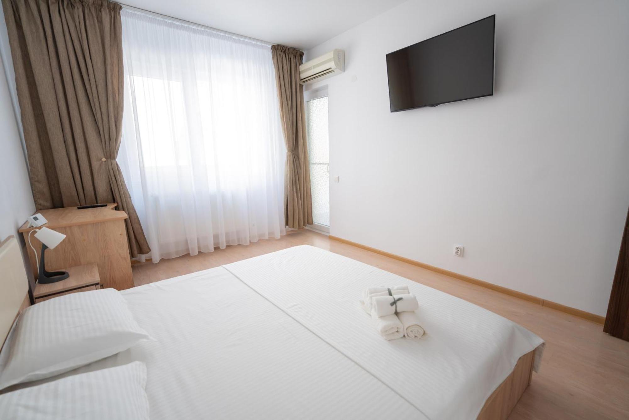 Hotel Studio Titan Bucarest Extérieur photo