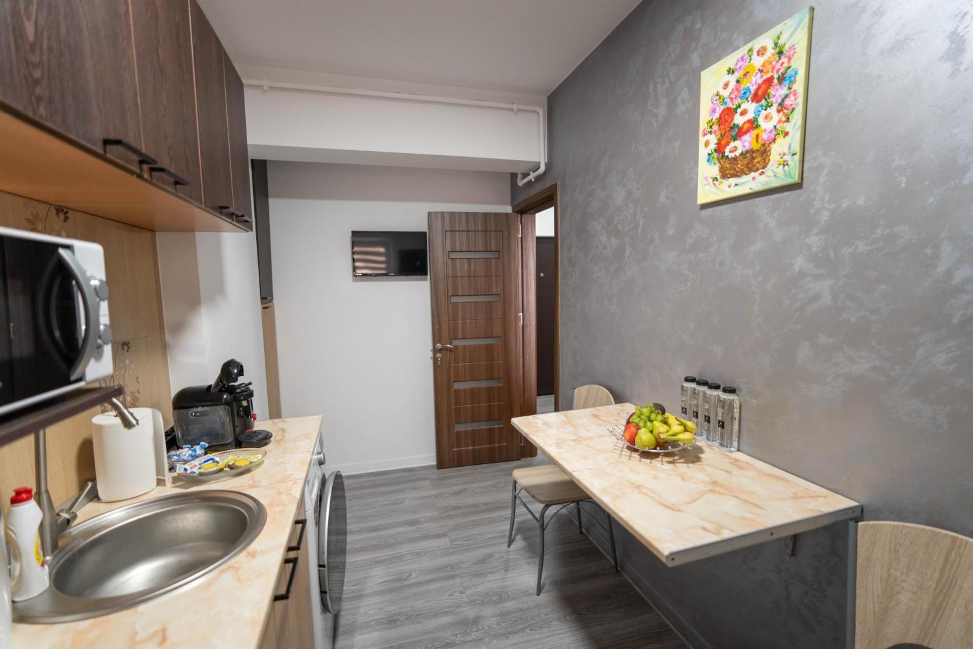 Hotel Studio Titan Bucarest Extérieur photo